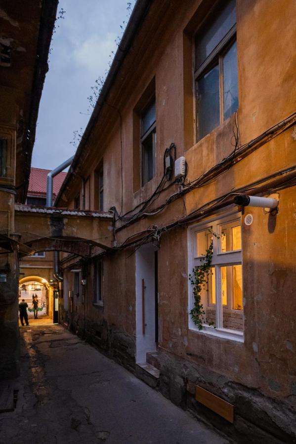 Cozee Studio - In Inima Brasovului Buitenkant foto